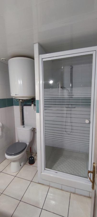 Appartement 45 M² Proche Du Centre Ville Lunel  Exteriér fotografie